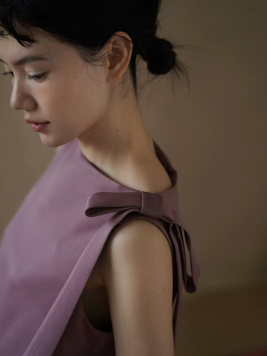Holden Shoulder Ribbon Shift Dress