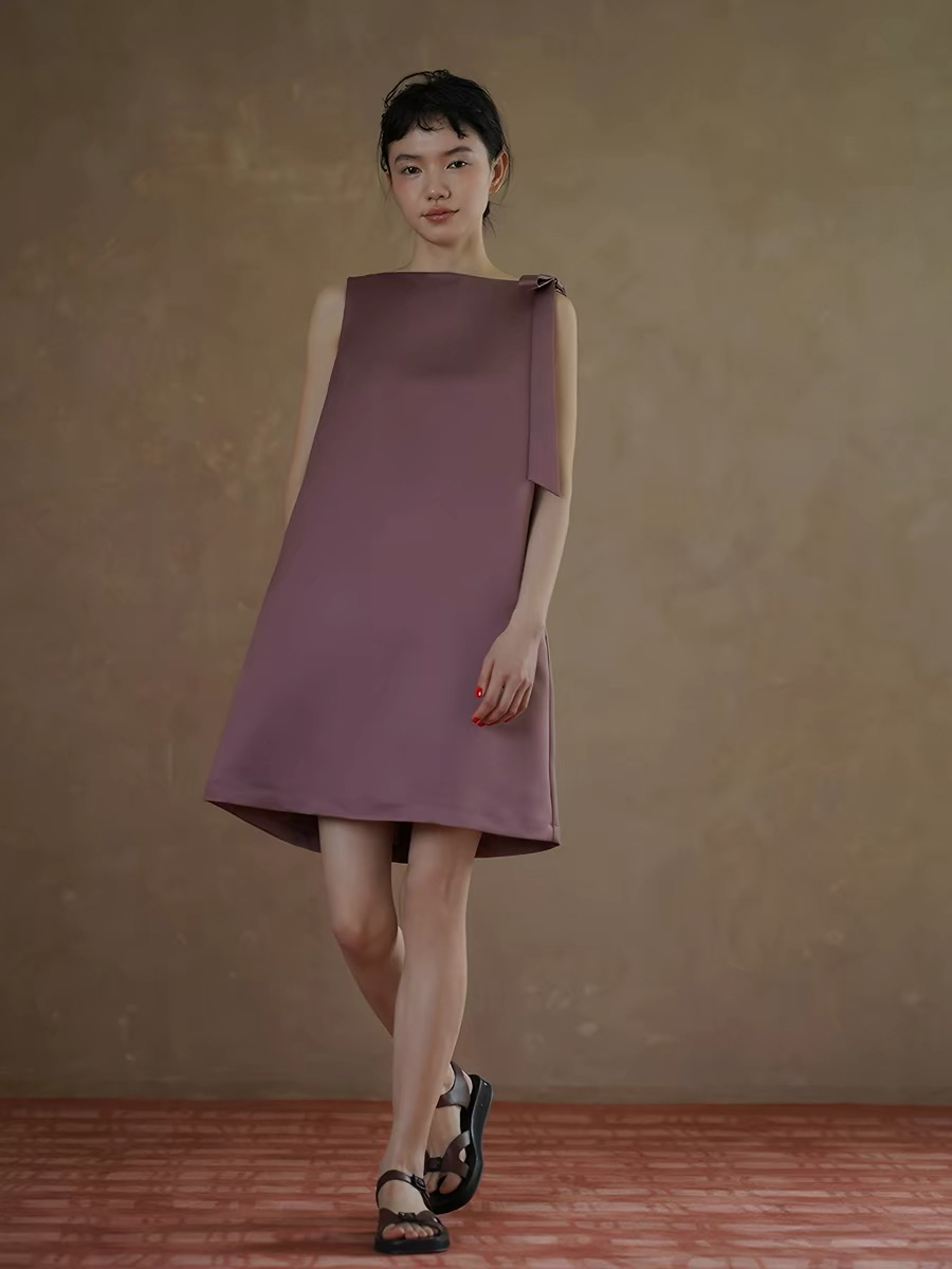 Holden Shoulder Ribbon Shift Dress