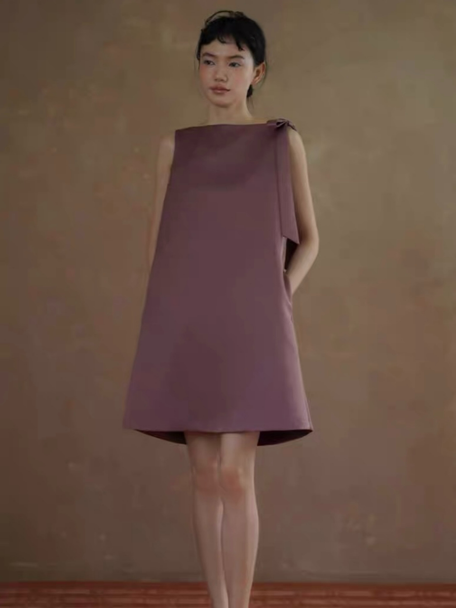 Holden Shoulder Ribbon Shift Dress