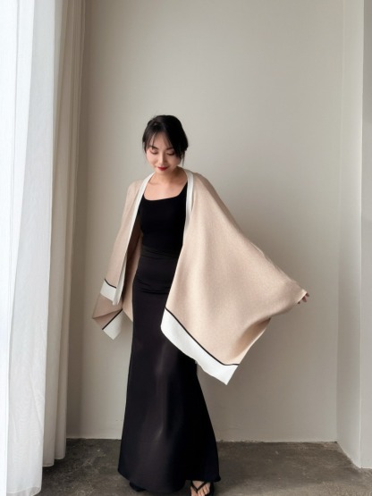 Ariccia Shawl Wrap