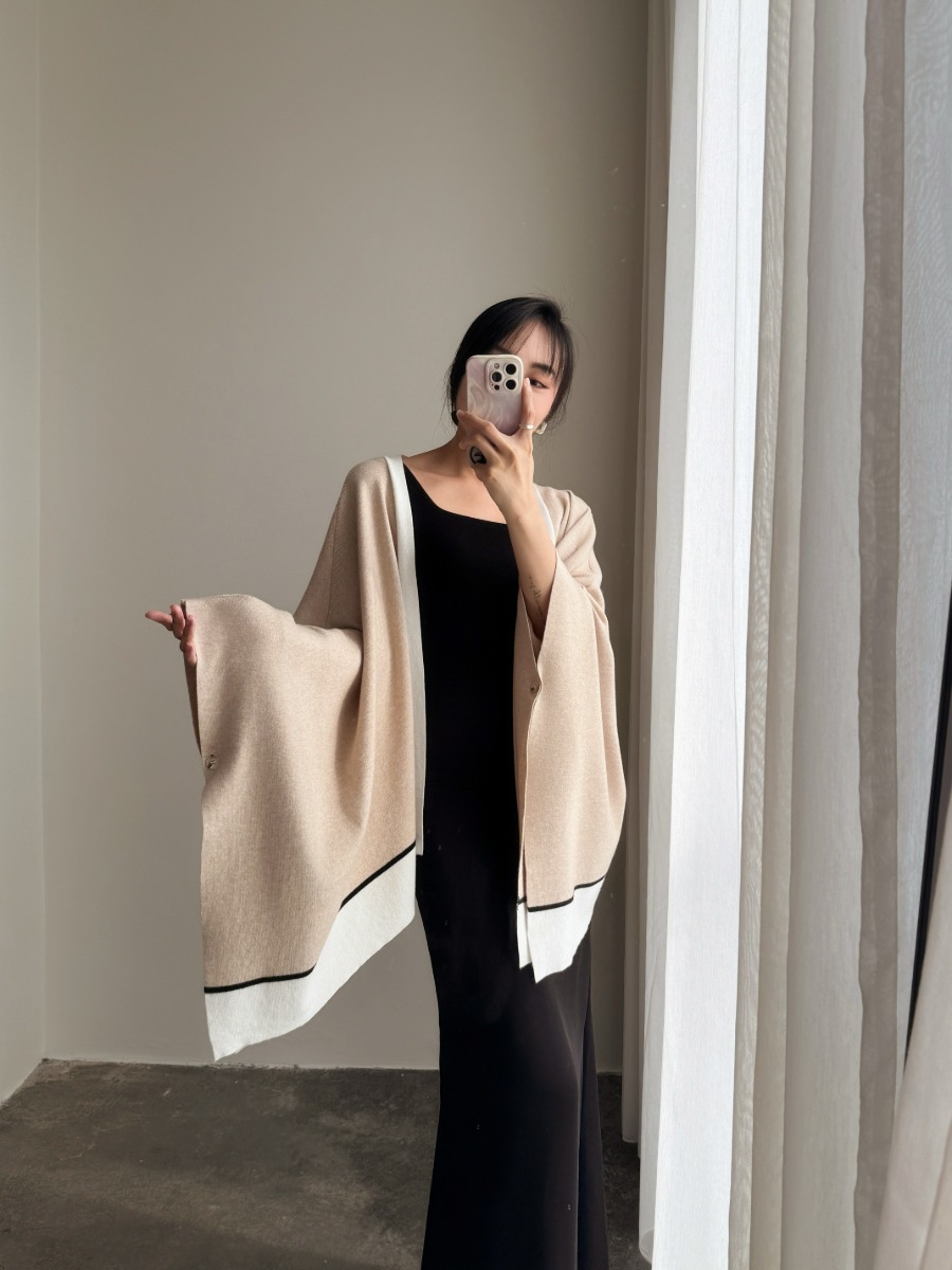Ariccia Shawl Wrap