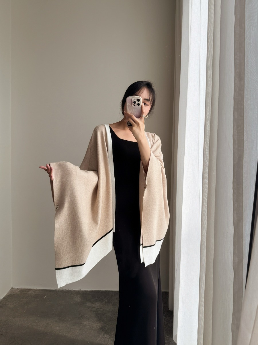 Ariccia Shawl Wrap