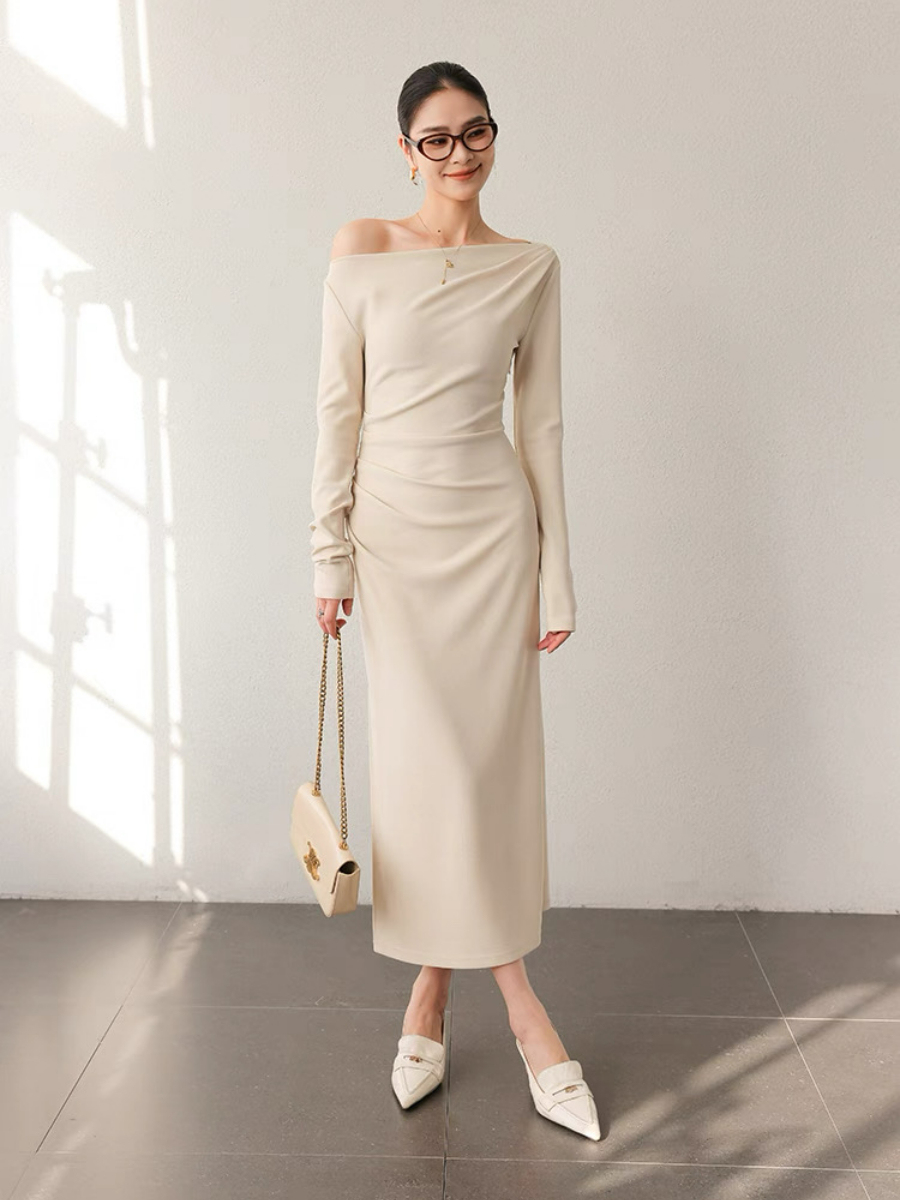 Xanthya One Shoulder Long Sleeve Dress