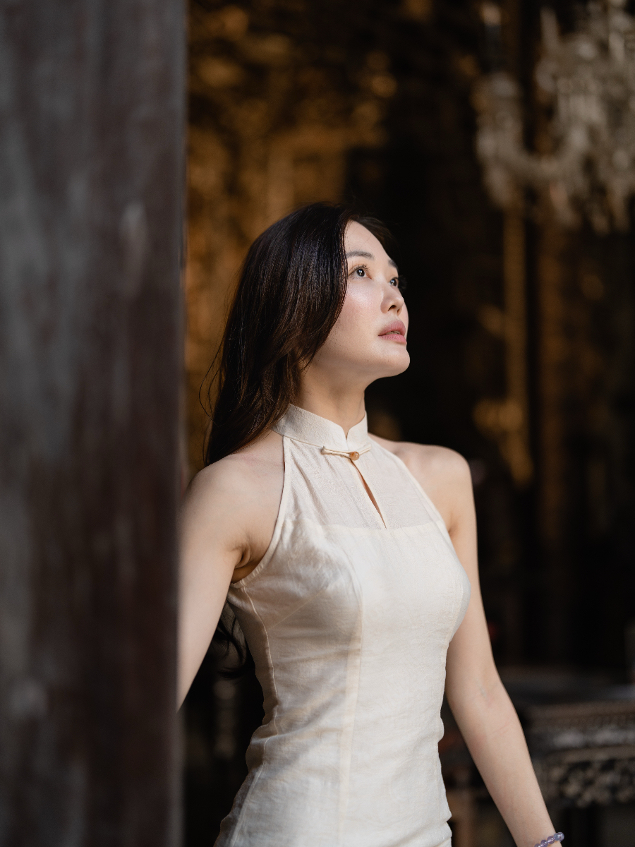 Ya Chuan Halter Neck Cheongsam