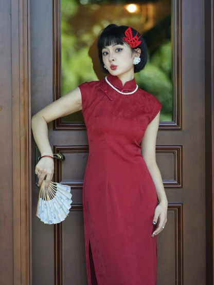 Ya Ke Cap Sleeve Jacquard Cheongsam-The Black Bow-