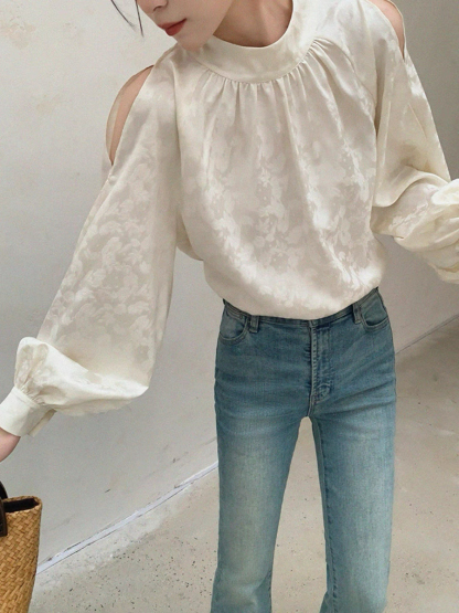 Xin Fei Cold Shoulder Oriental Top