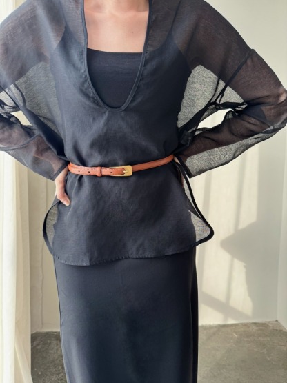 Viori Sheer Linen Top-The Black Bow-