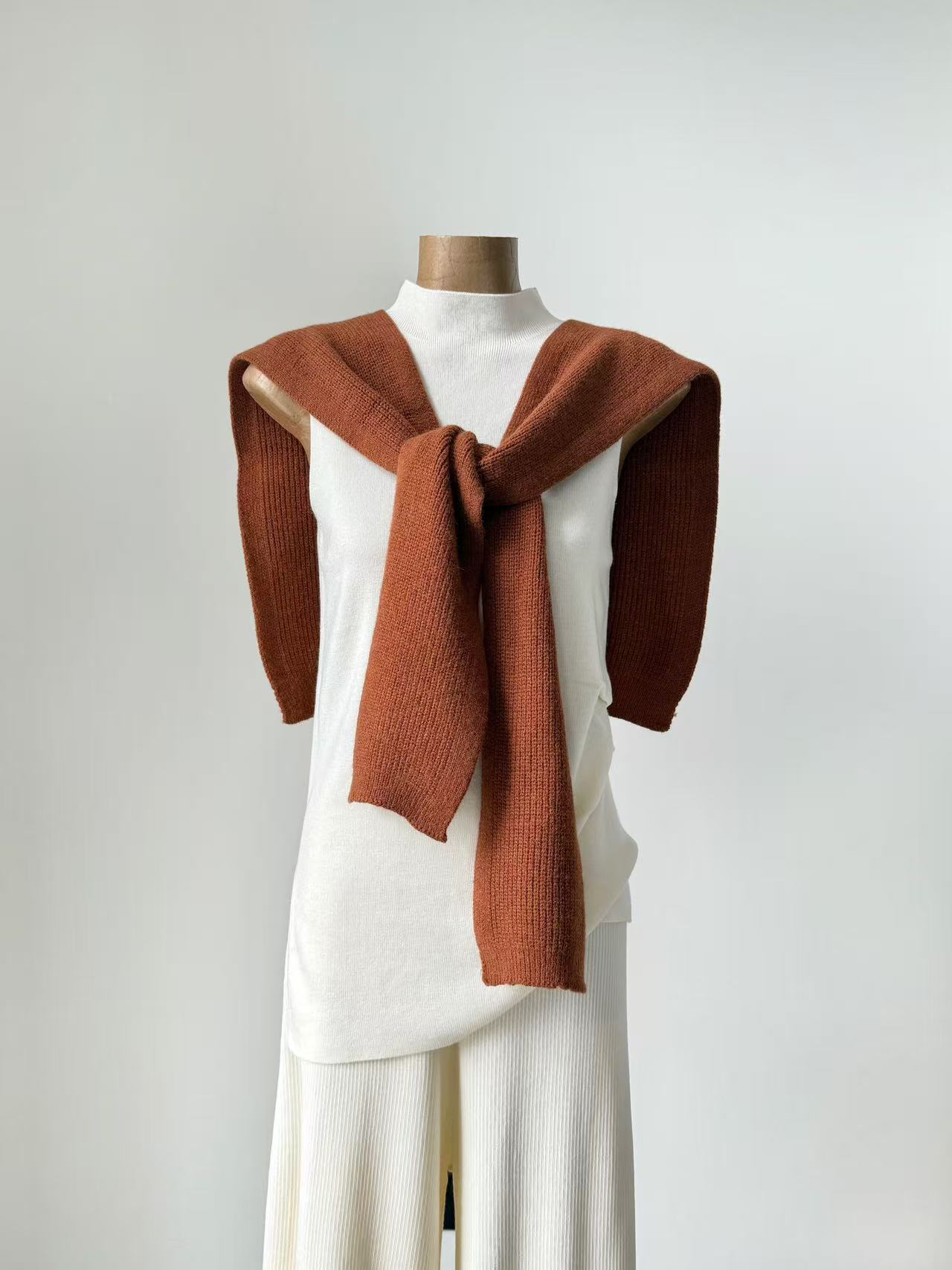 Wewe Ribbed Knit Shawl