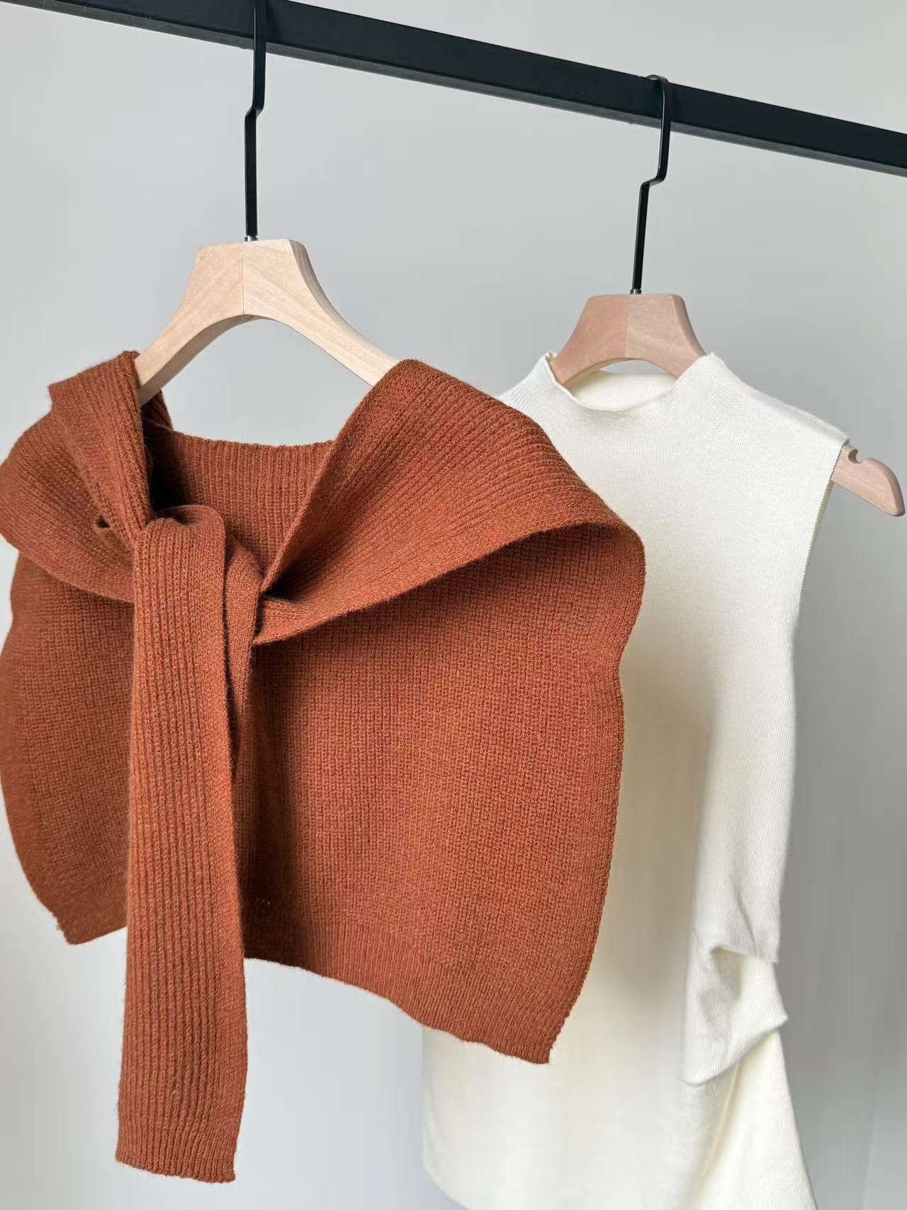 Wewe Ribbed Knit Shawl