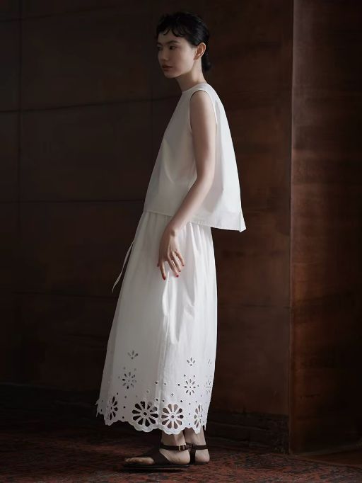 Halle Sleeveless Back Detailed Top & Crochet Skirt Set 