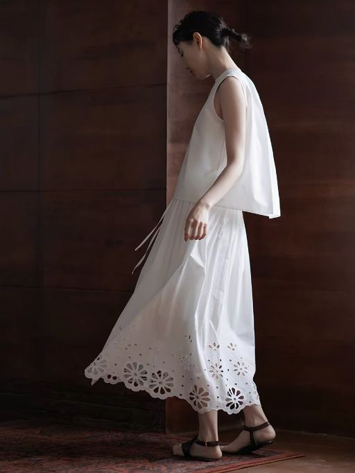 Halle Sleeveless Back Detailed Top & Crochet Skirt Set 