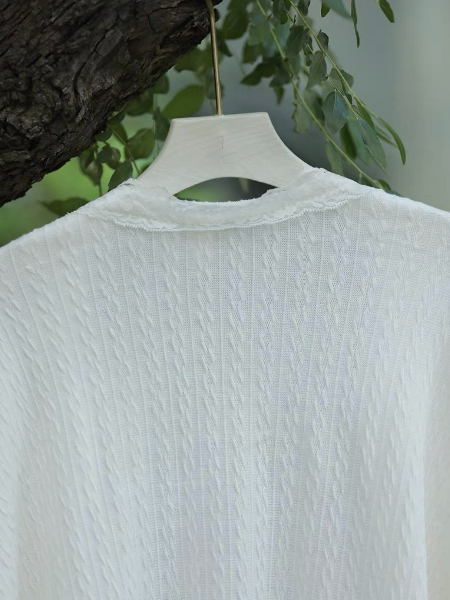 Zhi Zhi Lace Trimmed Shawl-The Black Bow-