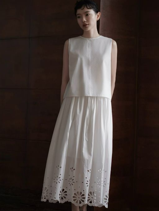 Halle Sleeveless Back Detailed Top & Crochet Skirt Set 