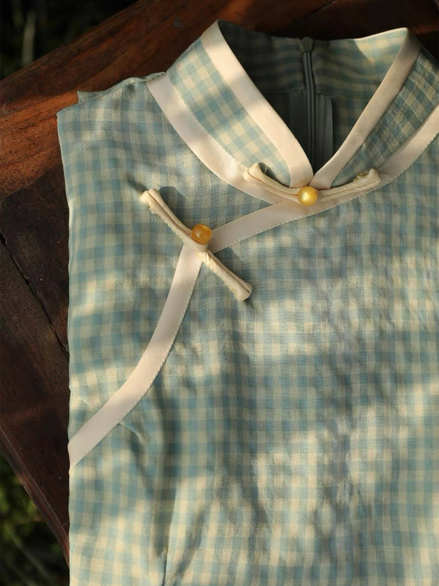 Ya Ge Checked Cheongsam-The Black Bow-