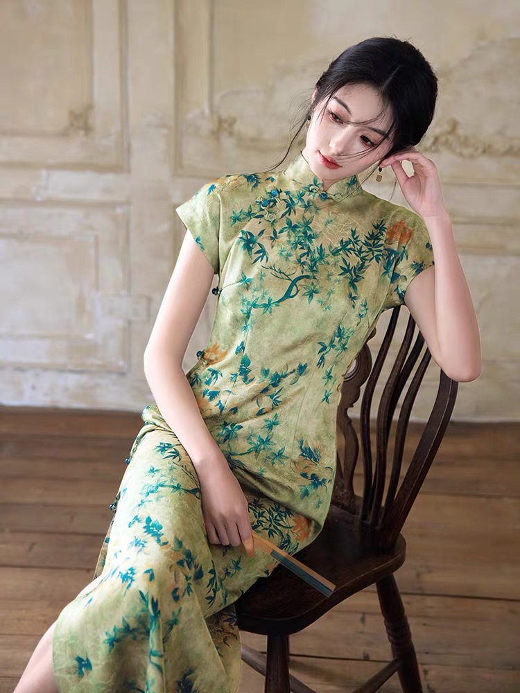 Han Ben Leaf Print Cap Sleeve Cheongsam