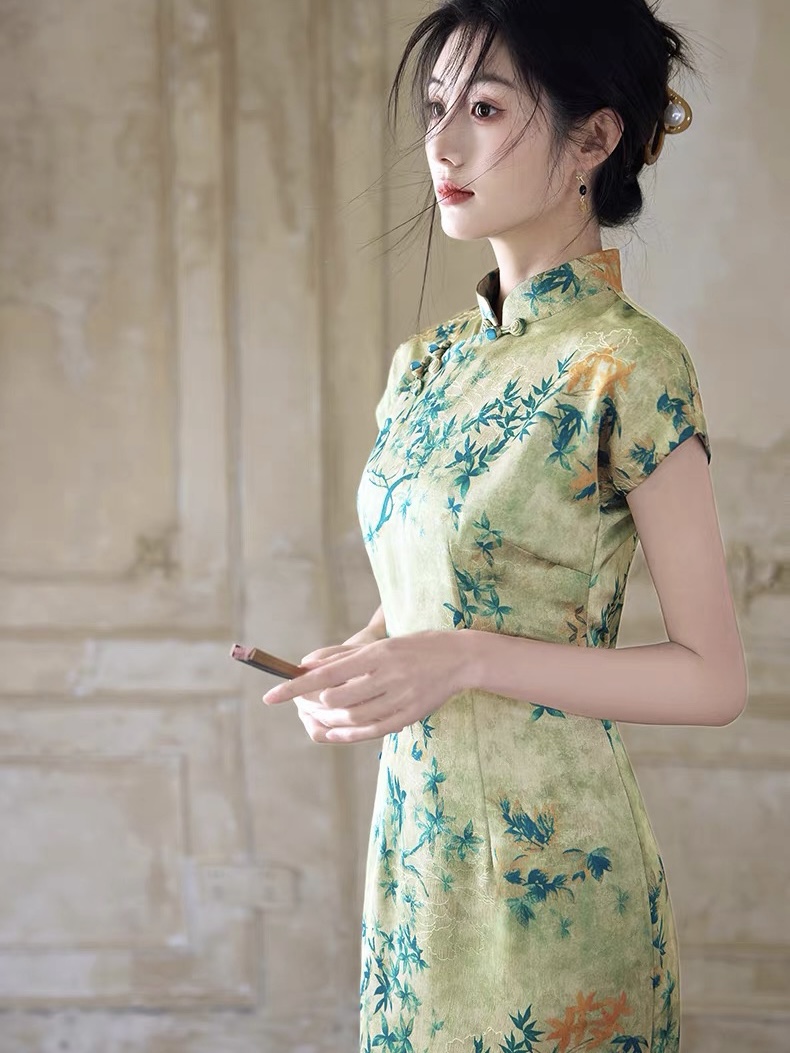 Han Ben Leaf Print Cap Sleeve Cheongsam