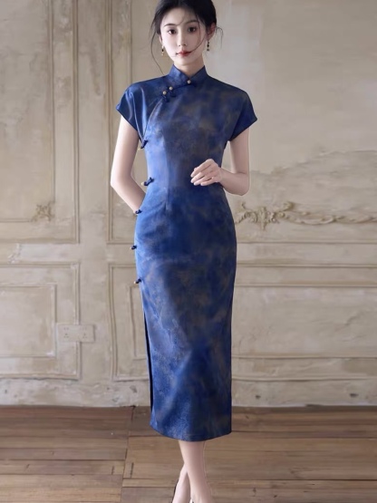 Han Chu Watercolor Cheongsam