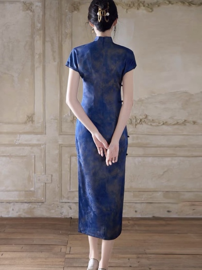 Han Chu Watercolor Cheongsam