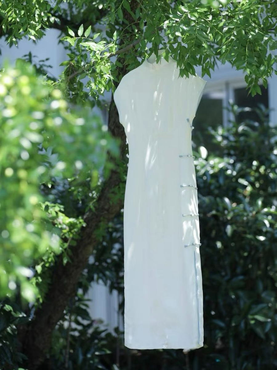 Ya Qing Jacquard Cheongsam-The Black Bow-