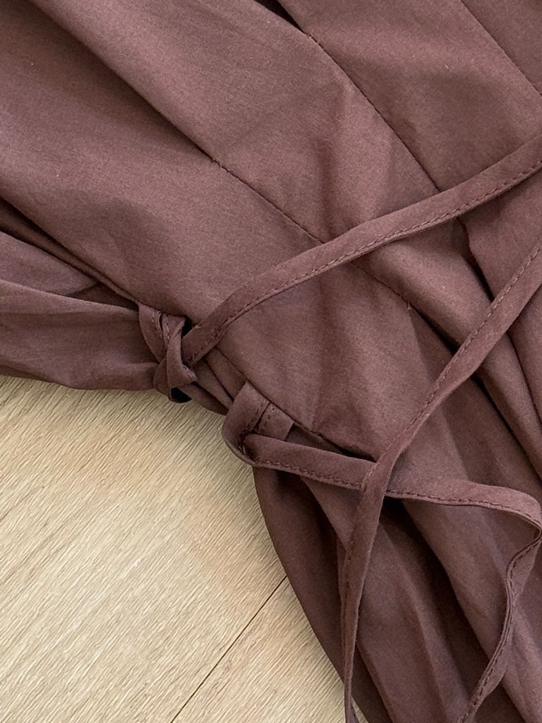 Vanny Puff Sleeve V-Collar Dress