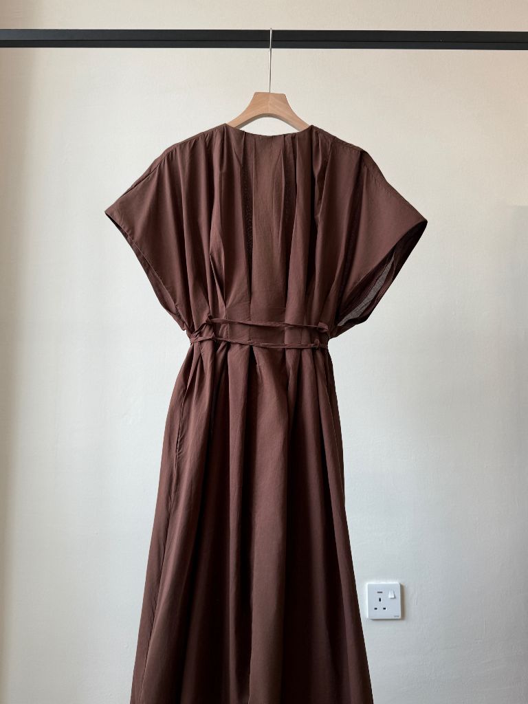 Vanny Puff Sleeve V-Collar Dress