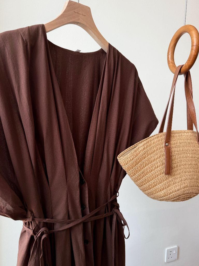 Vanny Puff Sleeve V-Collar Dress