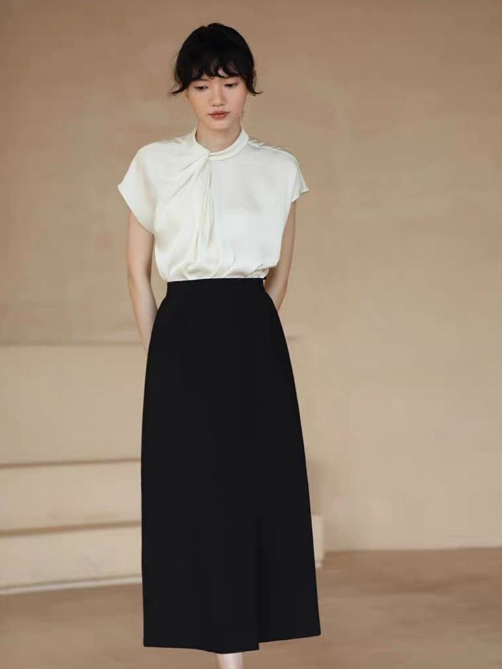 Harmonit Asymmetric Collar Blouse