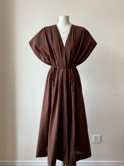 Vanny Puff Sleeve V-Collar Dress