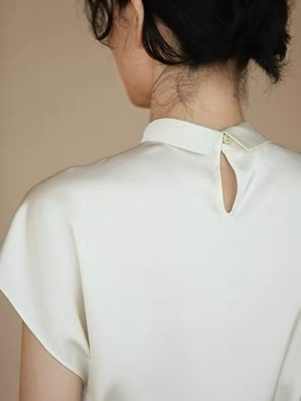 Harmonit Asymmetric Collar Blouse