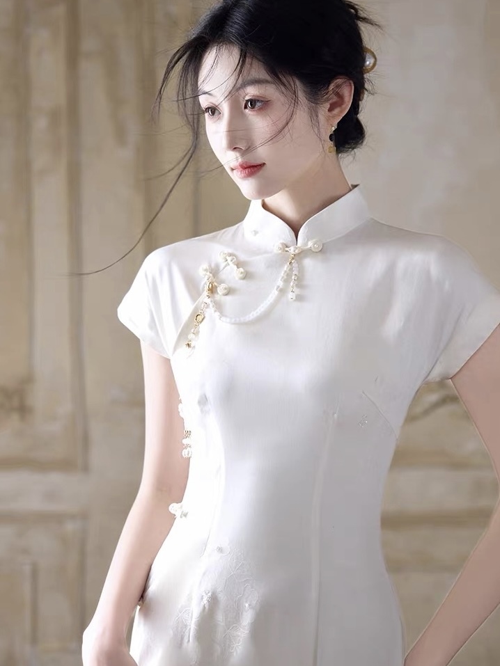 Han De Delicate Cheongsam