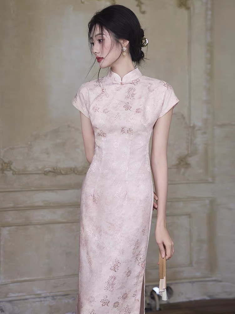 Hang Ding Floral Cheongsam