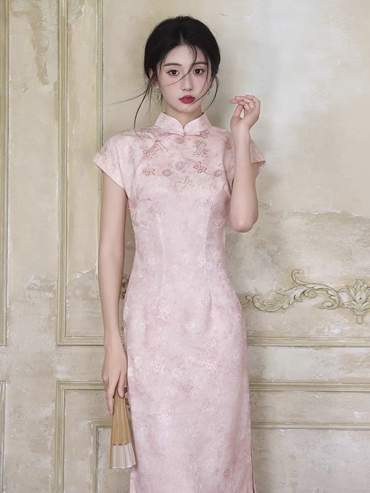 Hang Ding Floral Cheongsam