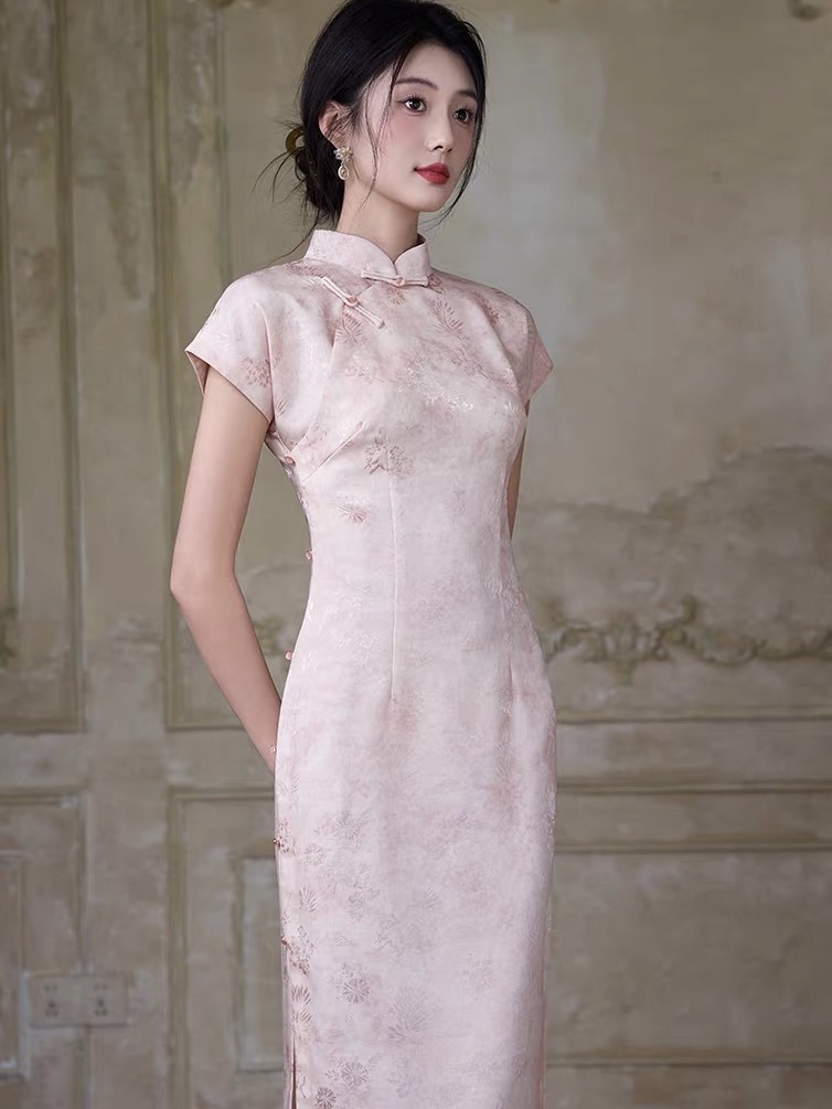 Hang Ding Floral Cheongsam