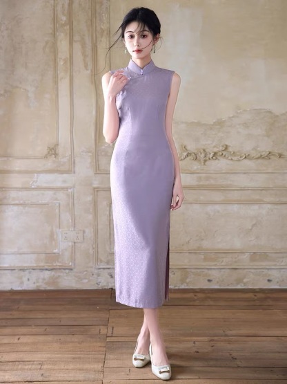 Han Zi Sleeveless Cheongsam