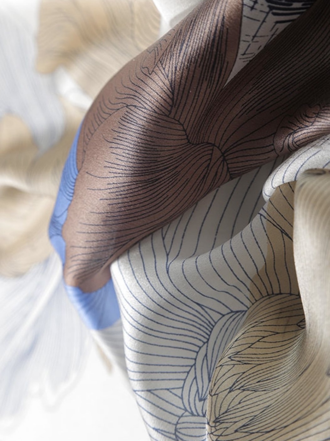 Zofia Floral Square Scarf -The Black Bow-