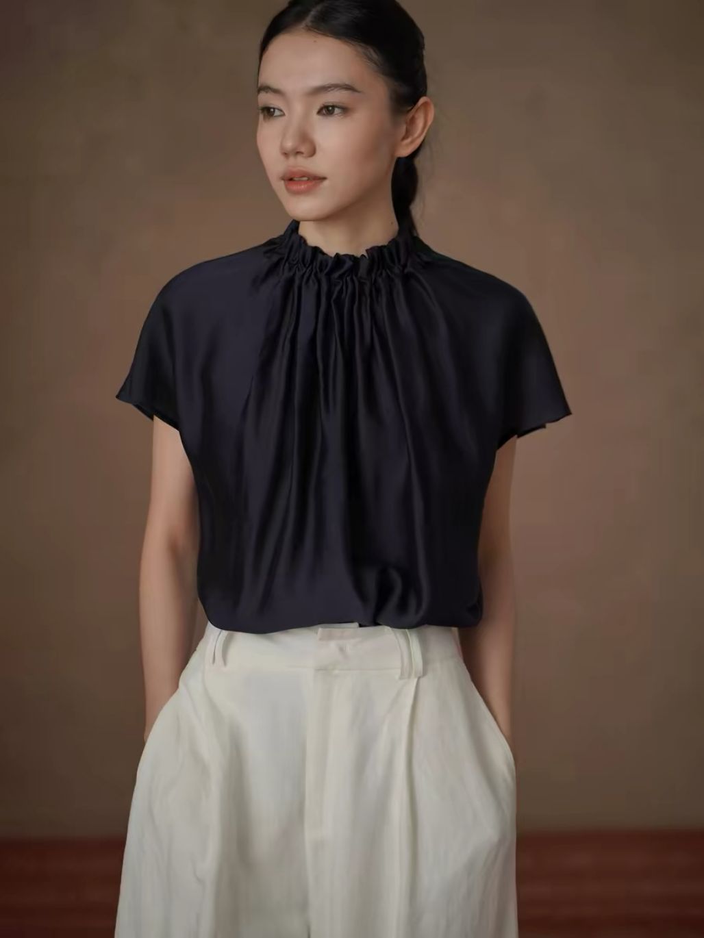 Hafsa Gathered Neck Top
