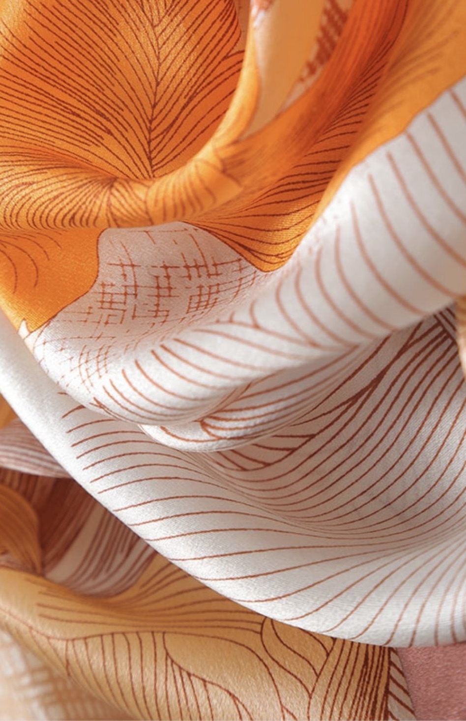 Zofia Floral Square Scarf -The Black Bow-