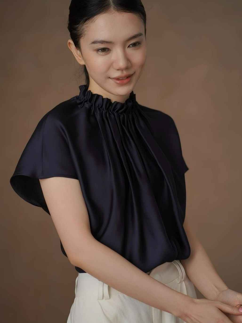 Hafsa Gathered Neck Top