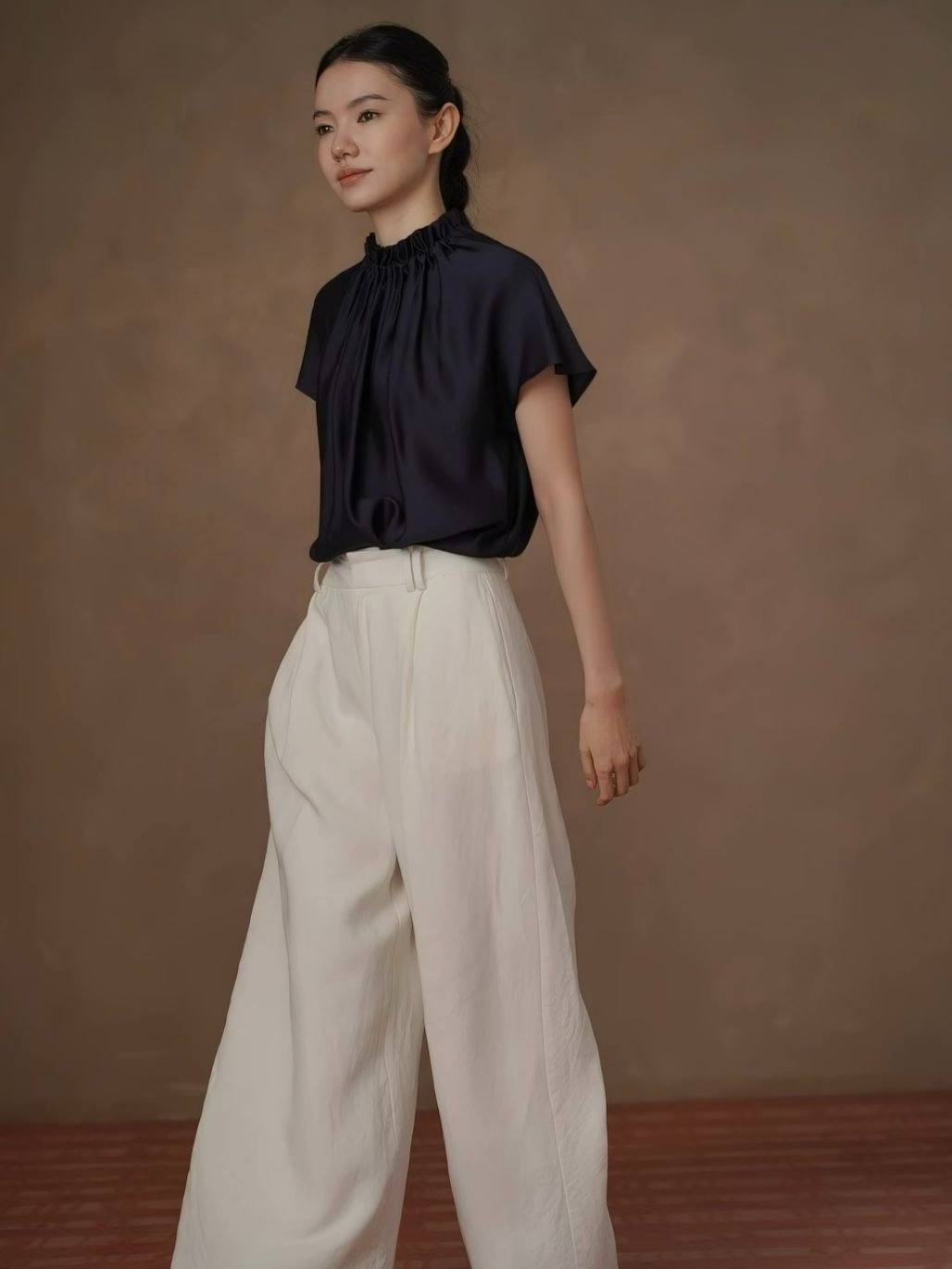 Hafsa Gathered Neck Top