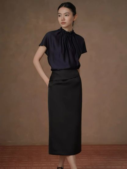 Hafsa Gathered Neck Top