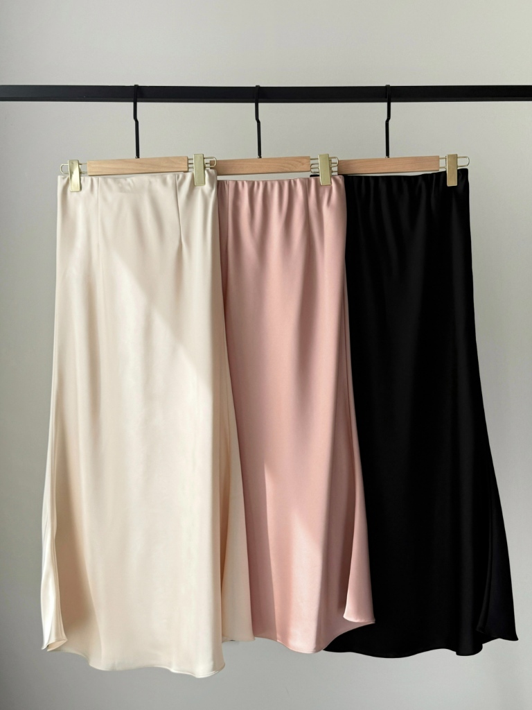 Moly Satin Skirt (Discounted-M Size)