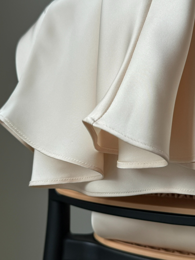 Moly Satin Skirt (Discounted-M Size)