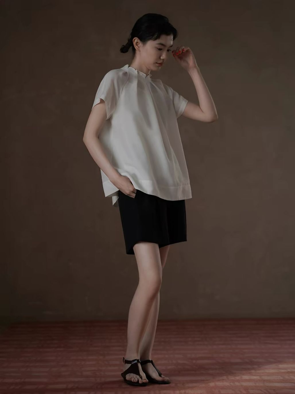 Harlyn Linen Blend Gathered Neck Top
