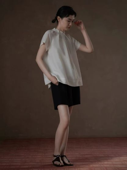 Harlyn Linen Blend Gathered Neck Top