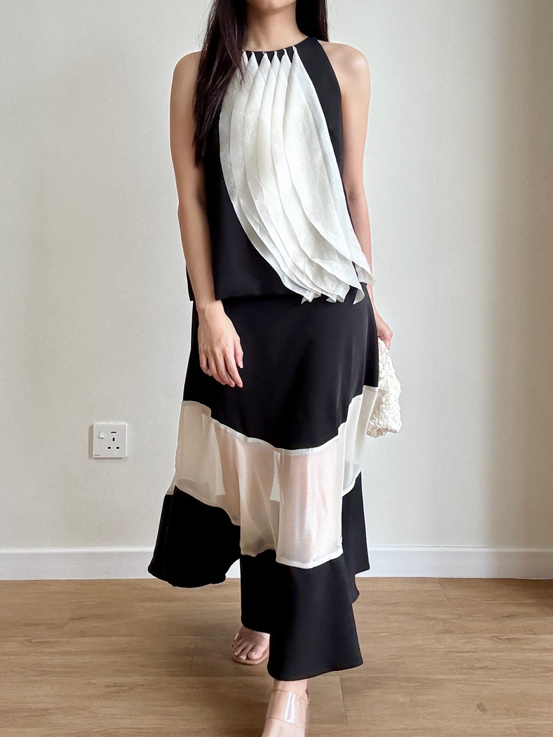 Moonrya Sheer Hem Panel Maxi Skirt