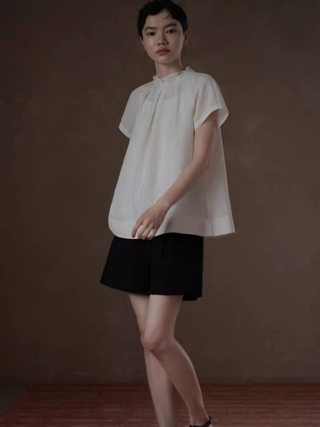 Harlyn Linen Blend Gathered Neck Top