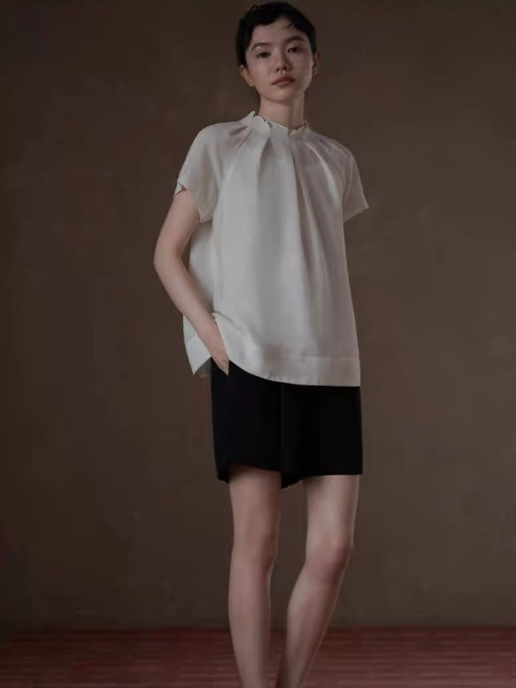Harlyn Linen Blend Gathered Neck Top