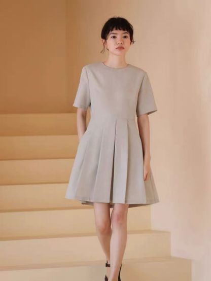 Heidy Textured Pleated Dress