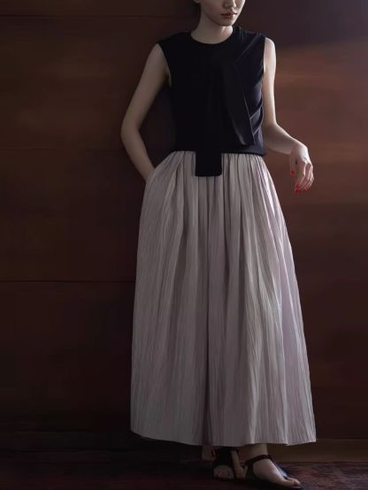 Haddie Textured Flowy Skirt