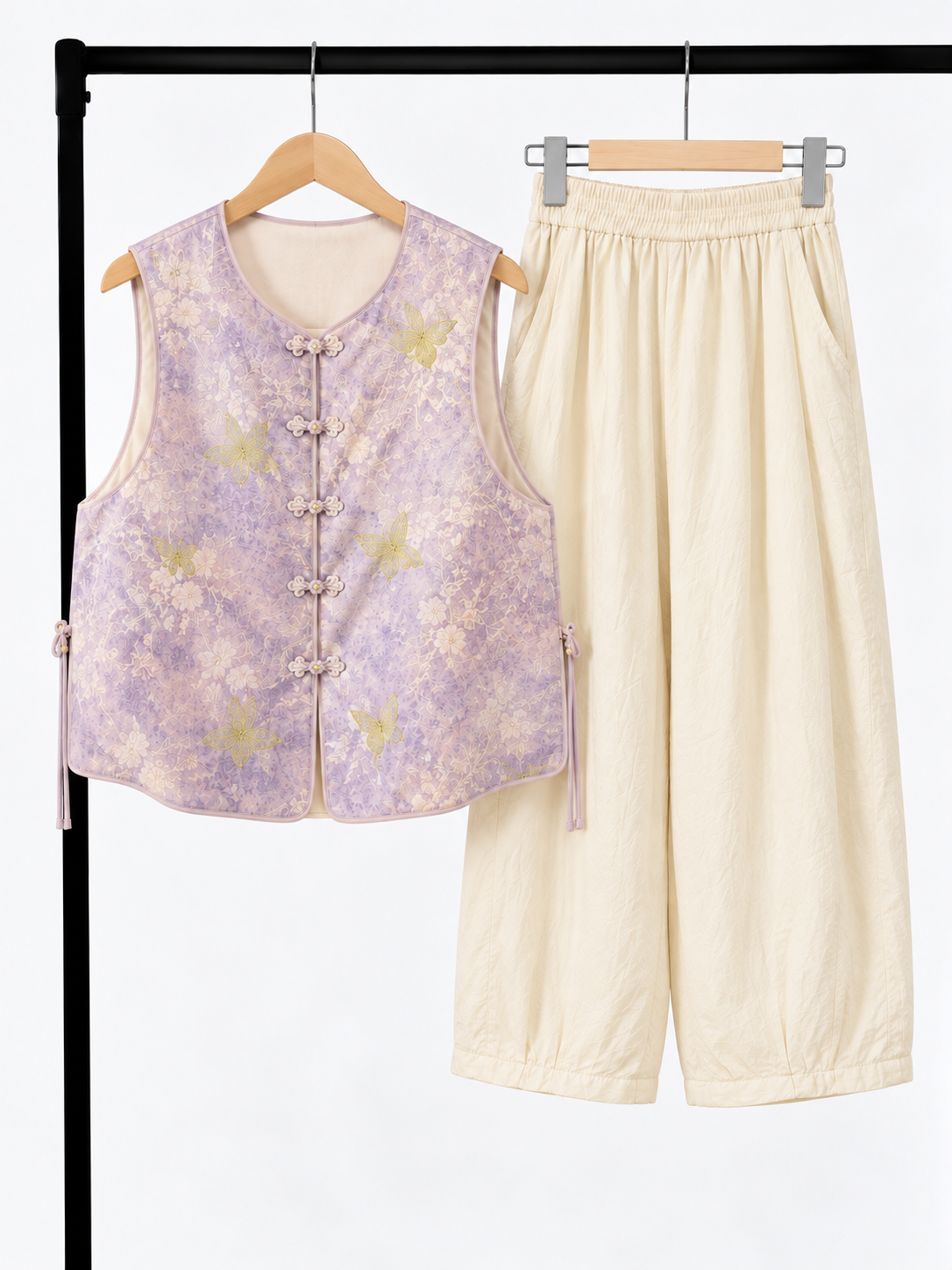 Yu Er Butterfly-Embroidered Rayon Vest